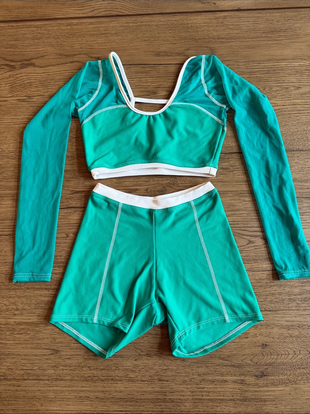 Girls' Long-Sleeve Dance Crop Top & Shorts Set - Active Two-Piece